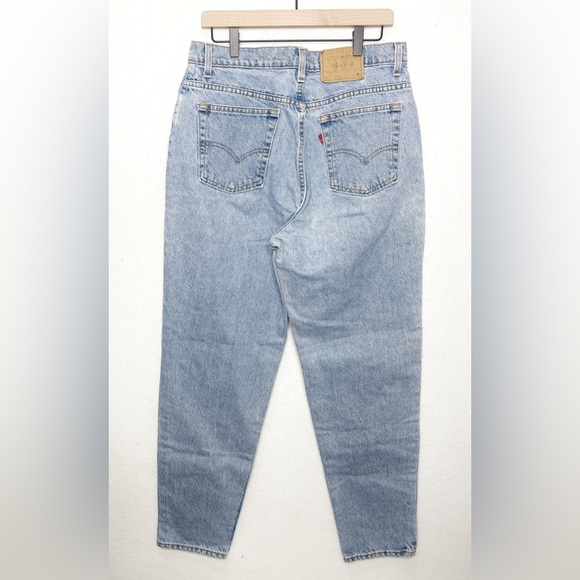 90's Vintage Levi's 521 Tapered Fit Tapered Leg Lightwash High Waisted Jeans 16 - Picture 2 of 9